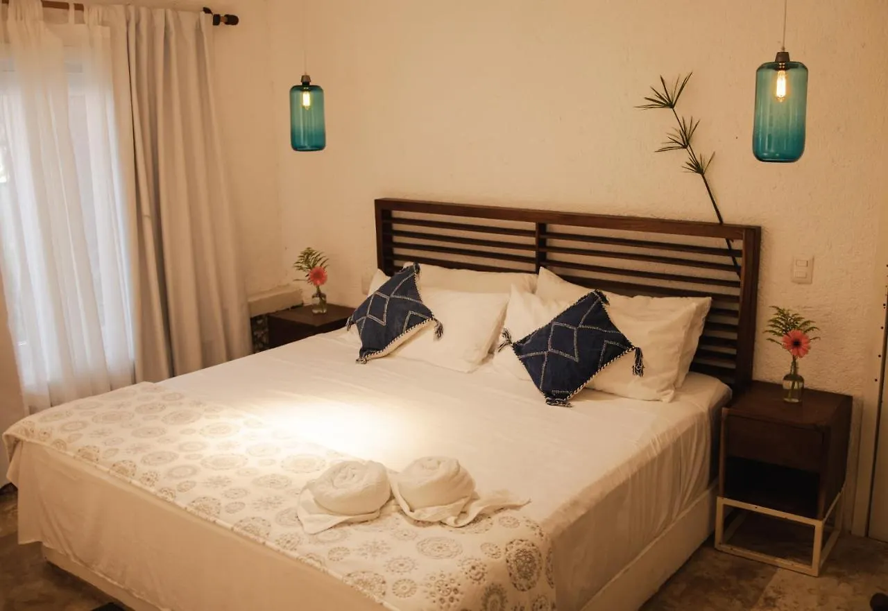 Hotel Selva Maya Bacalar Bed & Breakfast